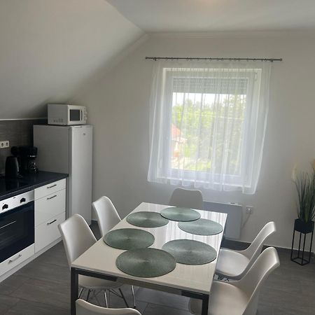 Oliver 22 Apartman Fonyod Luaran gambar