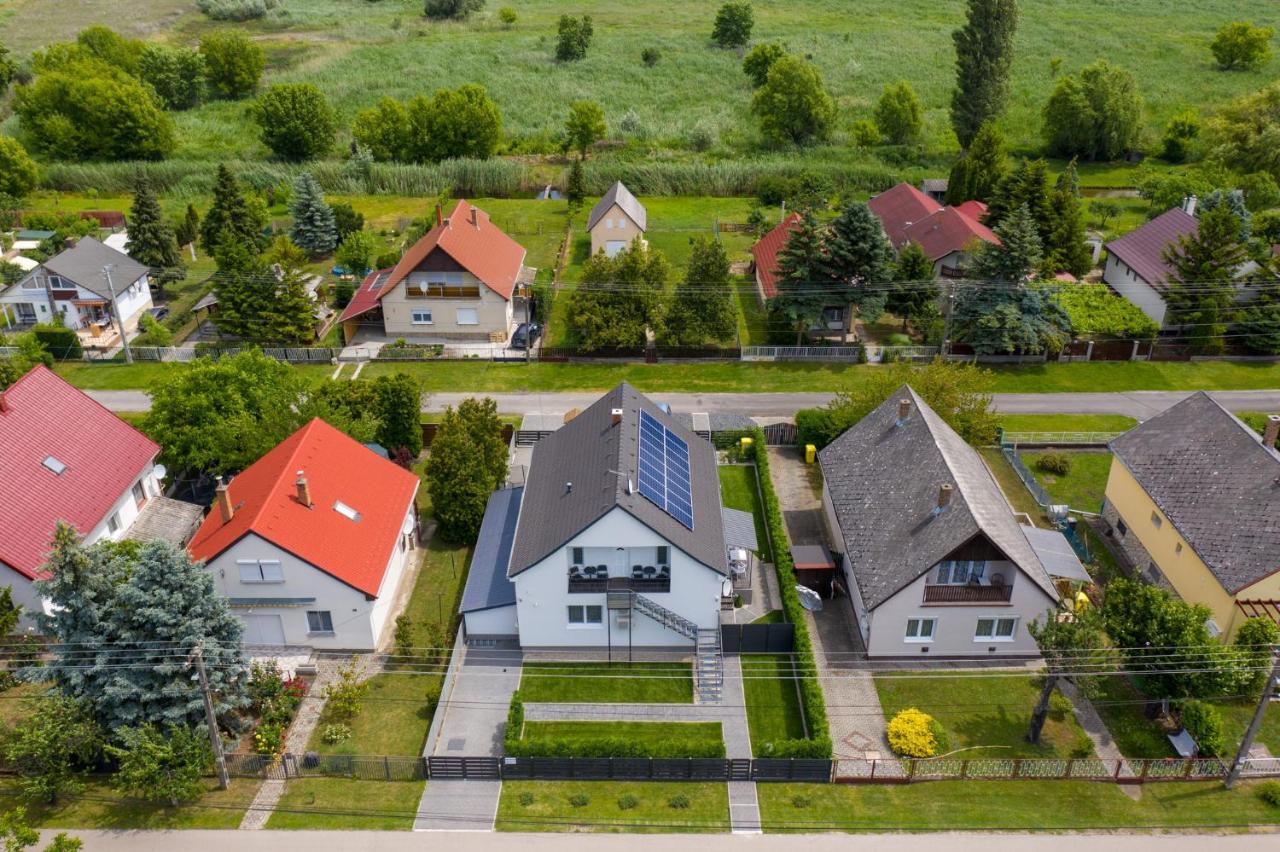 Oliver 22 Apartman Fonyod Luaran gambar