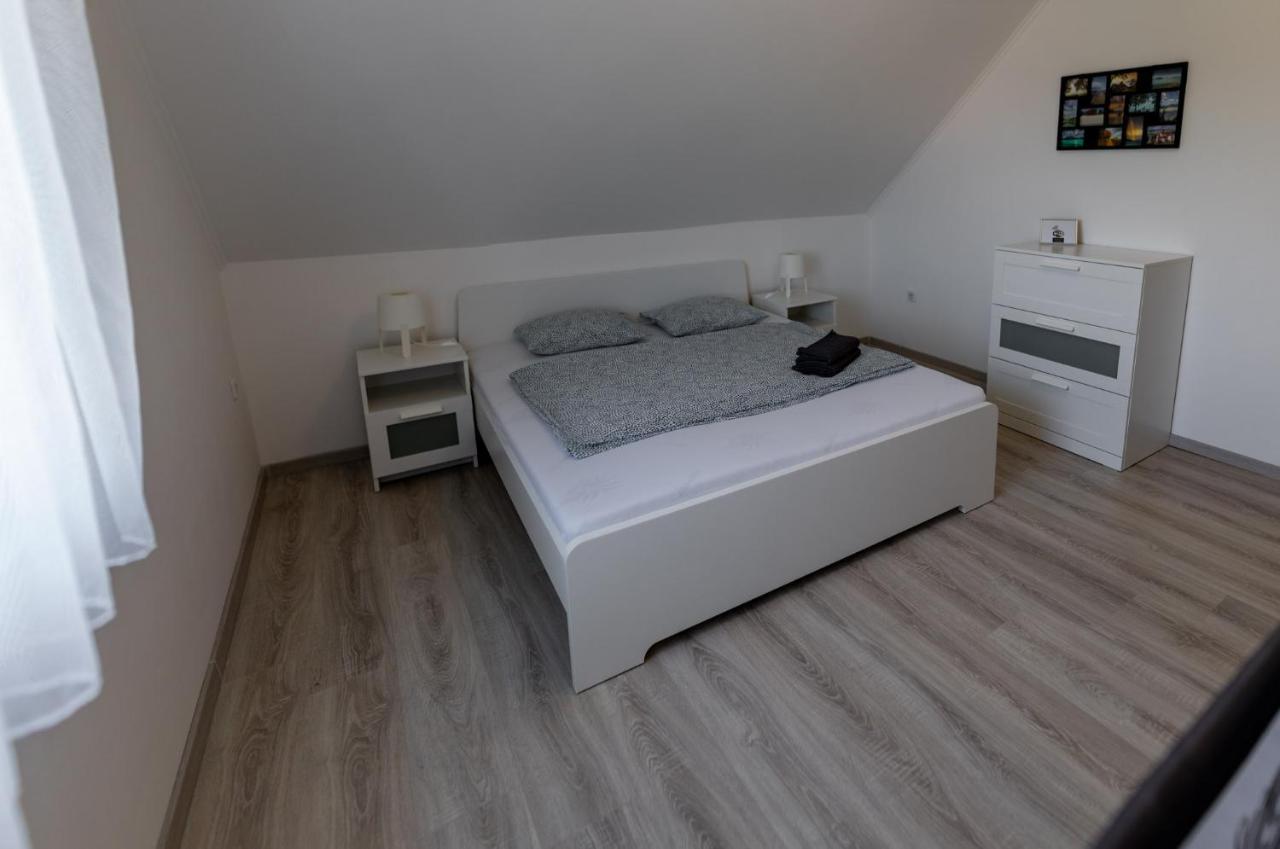 Oliver 22 Apartman Fonyod Luaran gambar